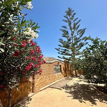 Casa Rural El Pomelo Zurgena Bagian luar foto